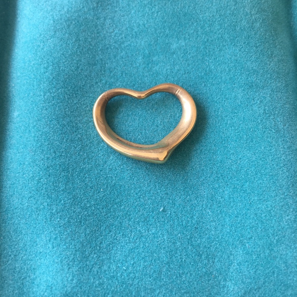 T&C Elsa Peretti Heart Pendant